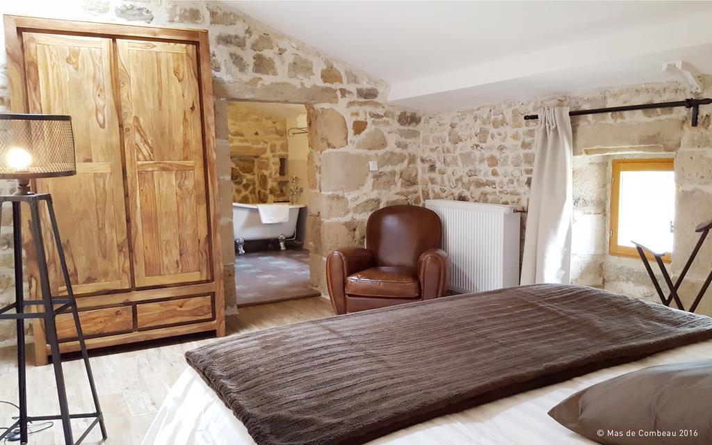Le Mas De Combeau Tauriers Exterior photo