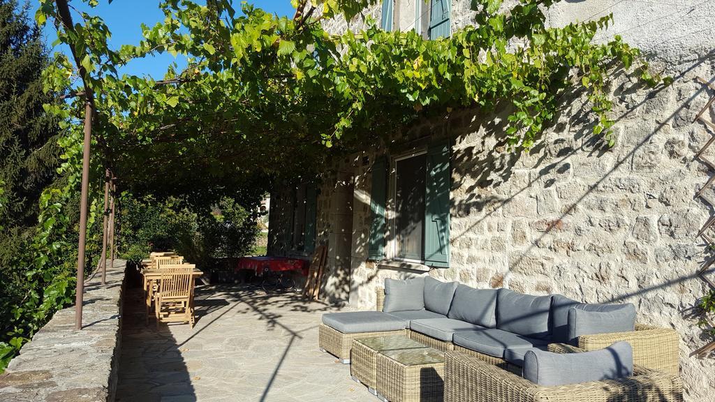 Le Mas De Combeau Tauriers Exterior photo